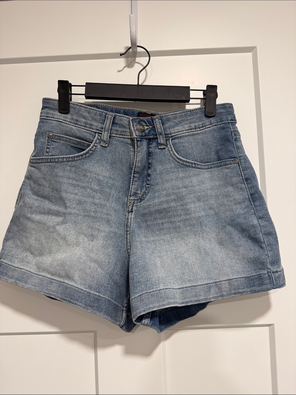 Lee Women's Light Blue Denim Shorts